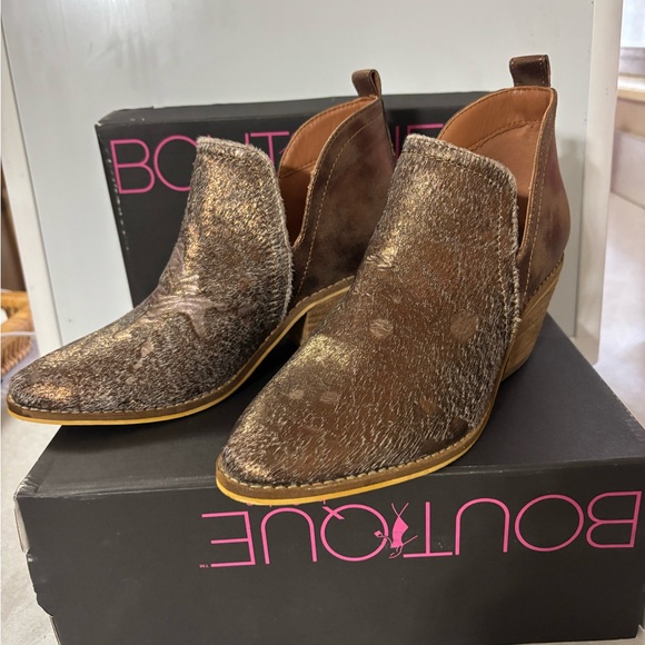 Corkys Bronze and Brown Ankle Booties - Picture 3 of 9